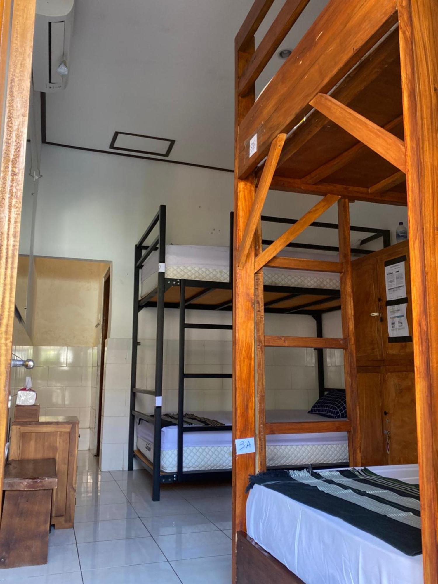 My Art Hostel Batununggul Экстерьер фото